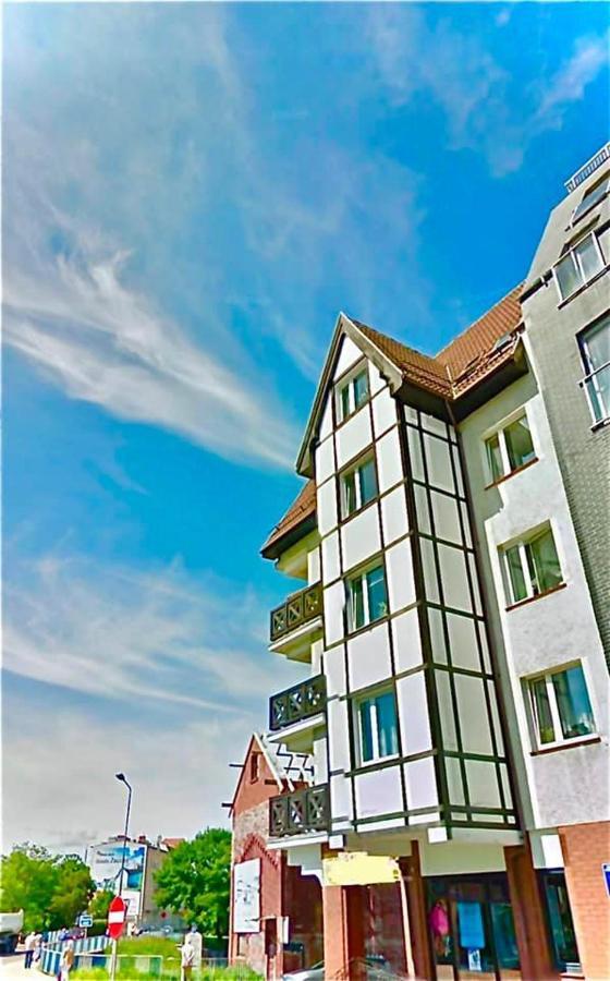 Uroczy Apartament Rzeczna Kolobrzeg Exterior photo